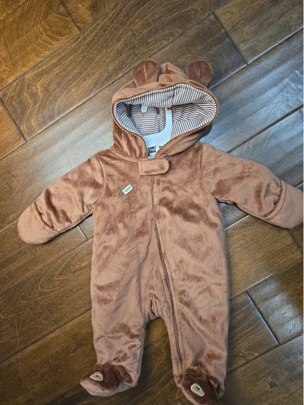 3m nwot carter snow suit item 208G1